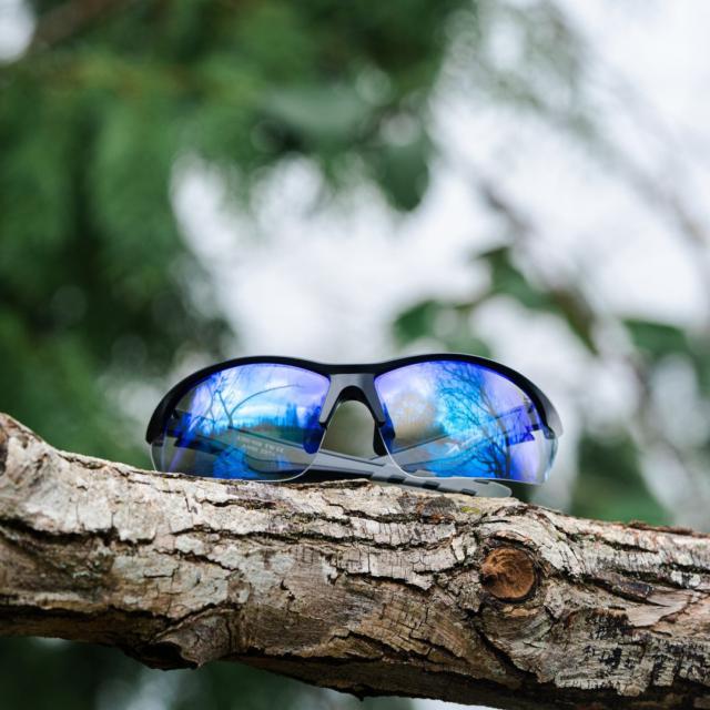 March on over to our store for our stunning photochromic Z87+ safety sunglasses....